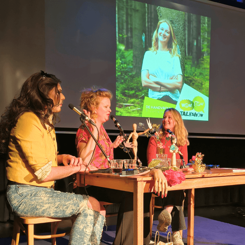 handlezer bij talkshow